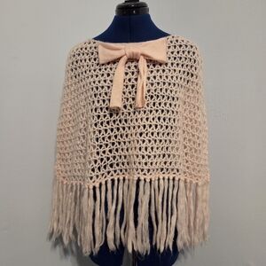 Vintage Y2K Baby Pink Knitted Fringe Poncho
